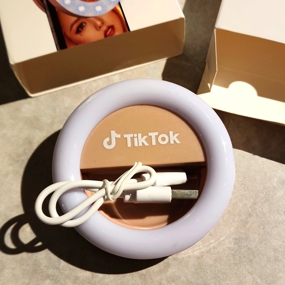 Cell phone clip-on ring light - Picture 4 of 4